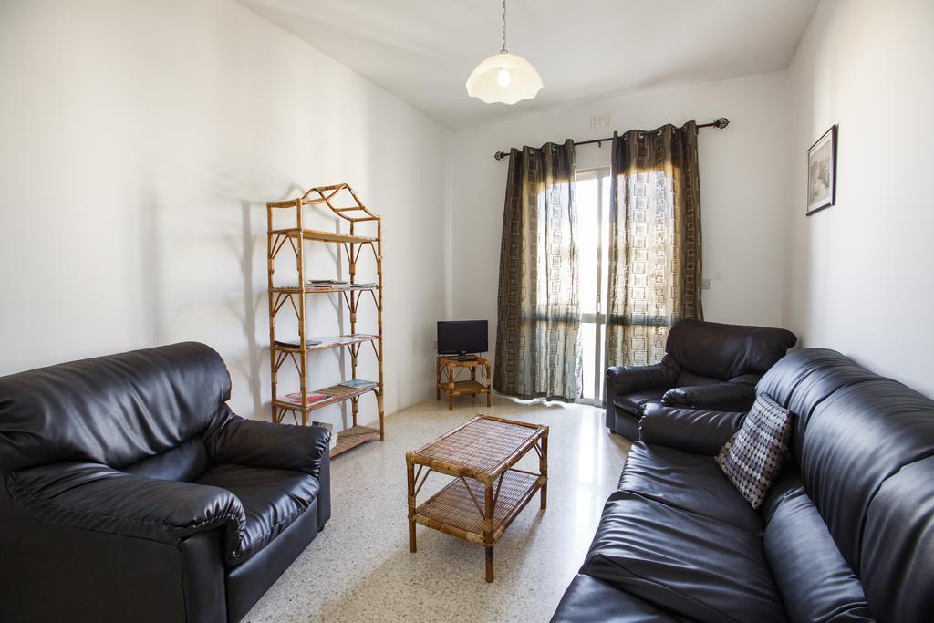 Dolphin Court Apartment Marsalforn Exterior foto