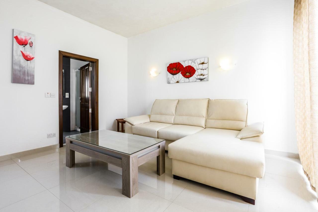 Dolphin Court Apartment Marsalforn Exterior foto